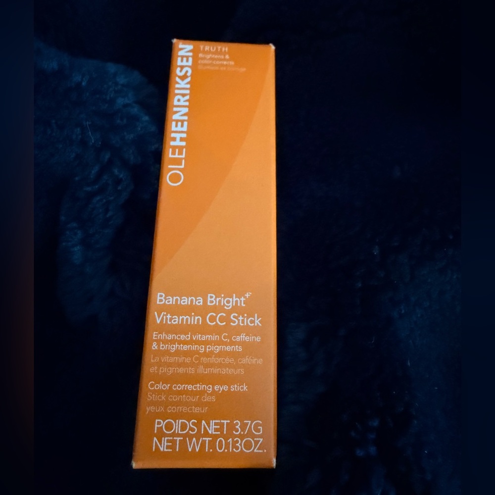 New- unopened box Ole Henriksen Banana Bright Vitamin CC Stick - Orange